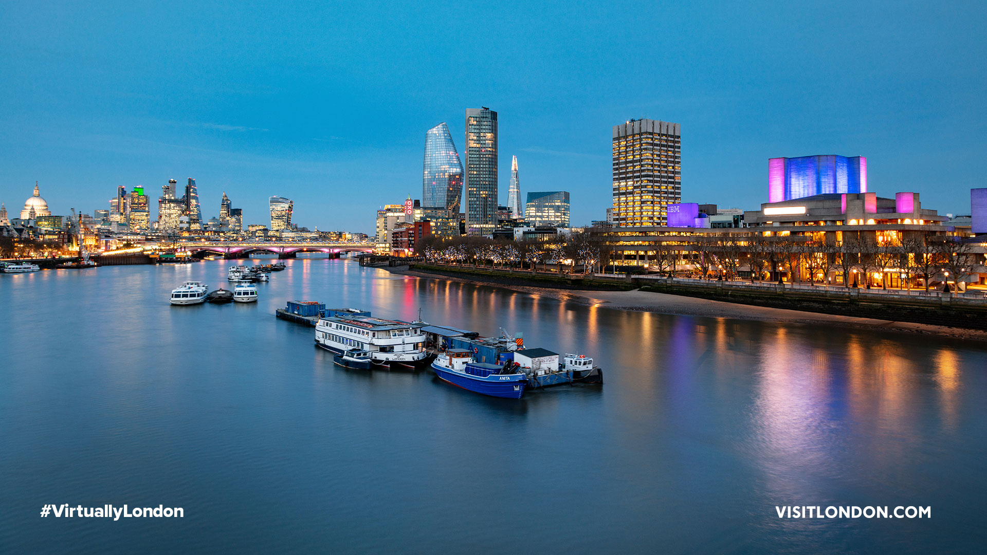 London - River Thames - River Thames at night